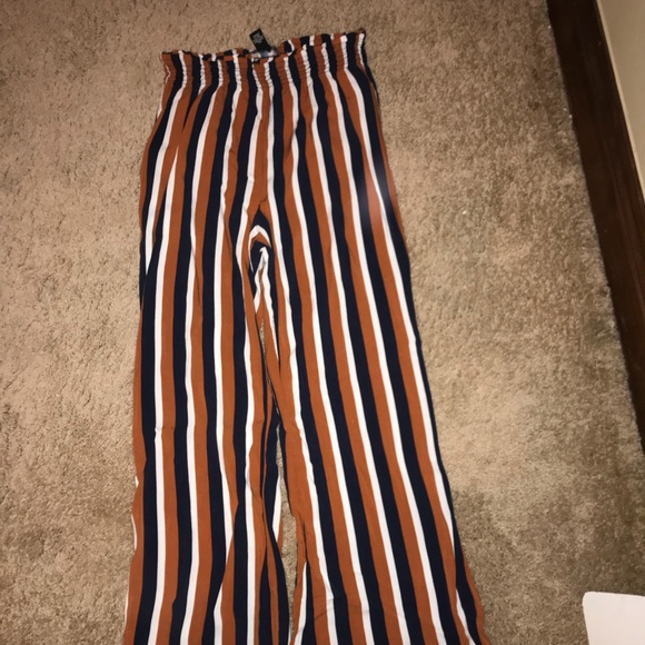 Forever 21 Pants - Stripped Loose pants Forever 21 Pants - Stripped Loose pants